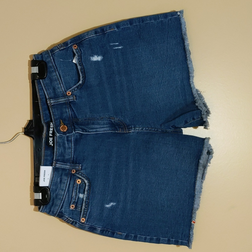 Joe Fresh| NWT Dark Blue Jeans Distressed
